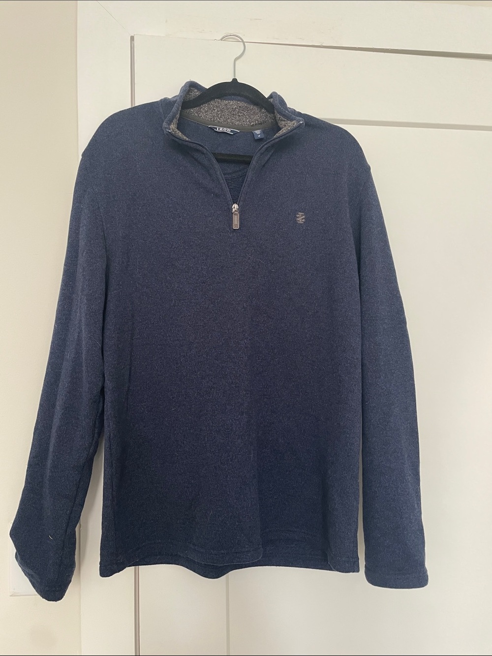 Izod Men's Navy Quarter-Zip Pullover Sweater
